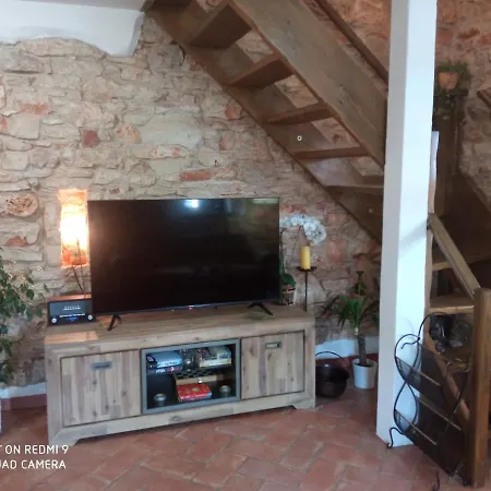 Ferienhaus Mala Kuca Sa Velikim Grijanim Bazenom Antonio Šišan