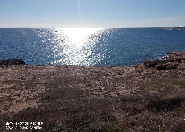 Mala Kuca Sa Velikim Grijanim Bazenom Antonio Vakantiehuis *